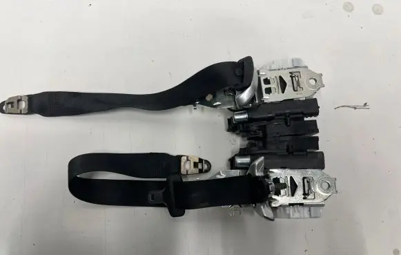 Mercedes-Benz SL R231 Front seatbelt