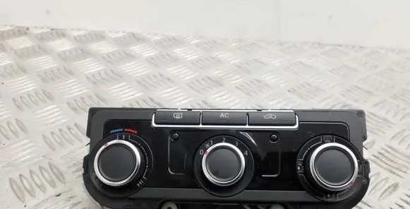Volkswagen Golf VI Climate control unit 7NP907426AM