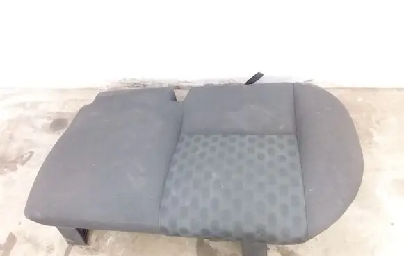 Rear seat