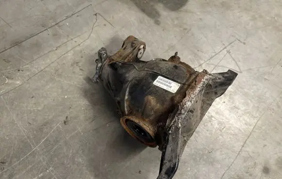Mercedes-Benz ML W166 Rear differential A1663502714