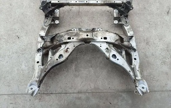 BMW 5 F10 F11 Rear subframe 6778374 6797644 ENAC42100