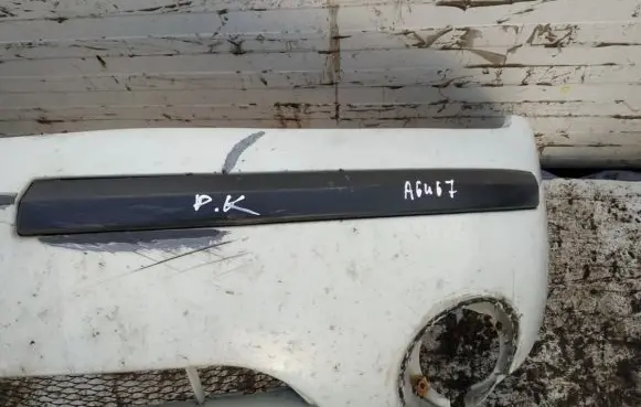 Ford Mondeo Mk III Front bumper splitter molding