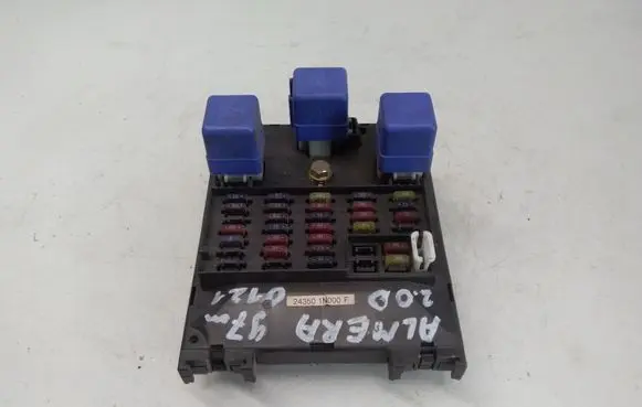 Nissan Almera Fuse module 243501N000F