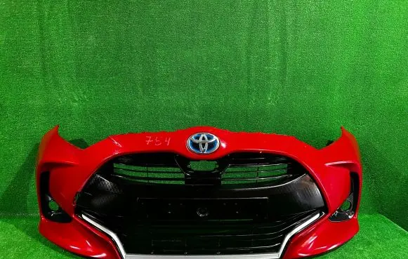 Toyota Yaris XP210 Front bumper