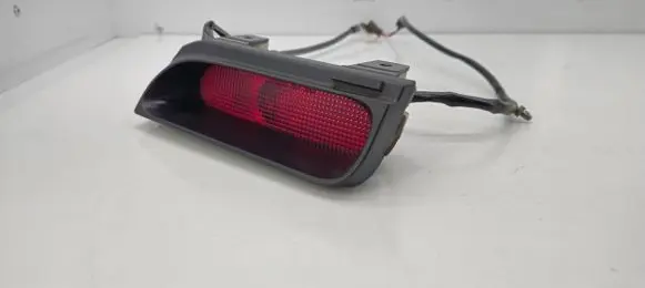 Nissan Patrol Y61 Third/center stoplight 0285 4814