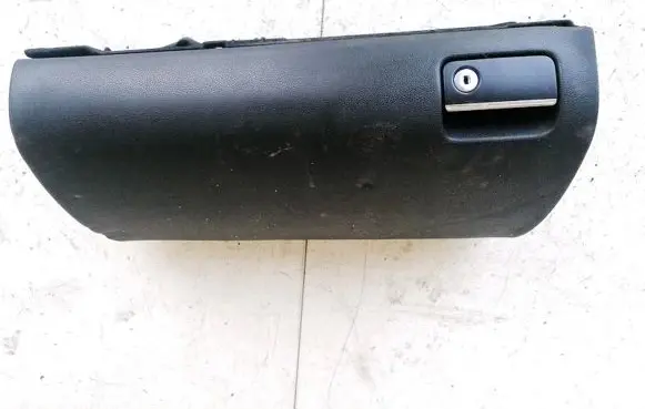 Mercedes-Benz ML W164 Glove box A1646800391 19877115