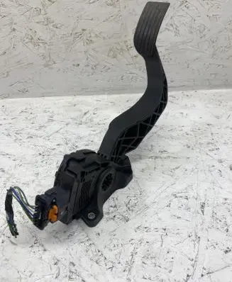 Citroen C4 Cactus Accelerator throttle pedal 9671434080