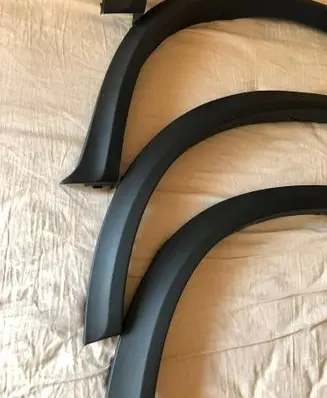 BMW X5 E70 Front arch trim