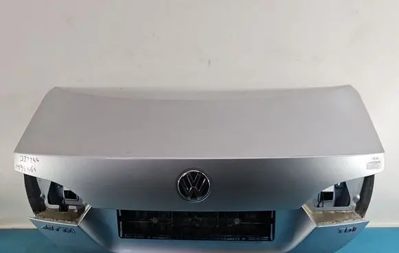 Volkswagen Jetta VI Tailgate/trunk/boot lid IMPRK1595464