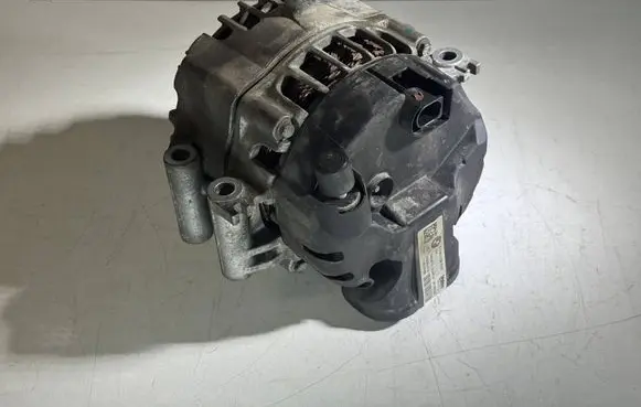 BMW M5 F90 Generator/alternator 7852129