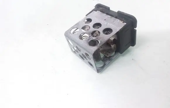 BMW 7 E38 Heater blower motor/fan resistor 8391705