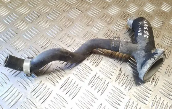 Toyota RAV 4 (XA20) Engine coolant pipe/hose