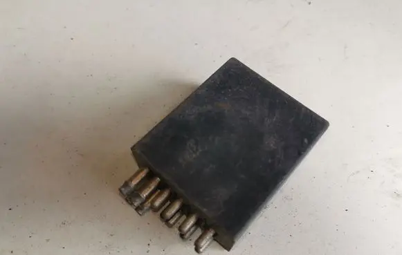 Mercedes-Benz 190 W201 Other relay 0035452232 0281001017