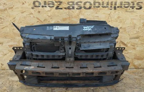 Volkswagen Golf VI Front bodywork piece 