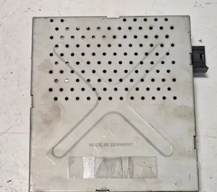 Mercedes-Benz CLS C218 AMG Sound amplifier A2118703989 61572861 60311L061572861