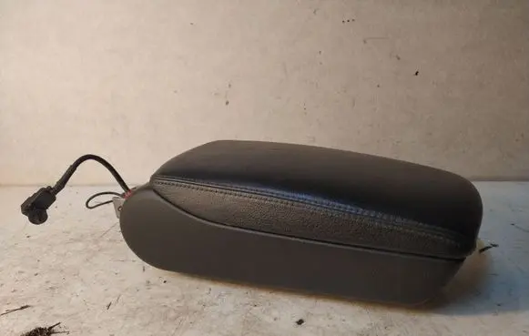 Audi A6 S6 C6 4F Glove box