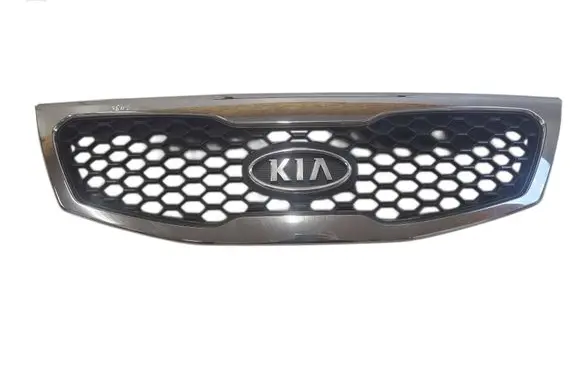 KIA Sorento Front bumper upper radiator grill 863502P000