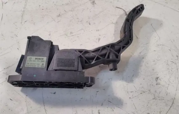 Skoda Fabia Mk1 (6Y) Accelerator throttle pedal 0281002374 1130190060