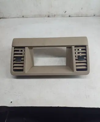 Nissan Murano Z50 Dash center air vent grill 68750CC001 P9650A63510 68750CA002