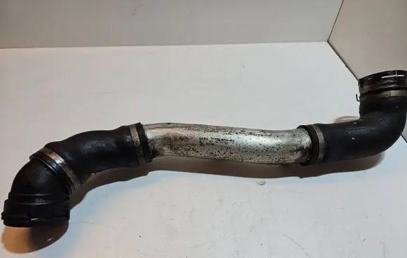 BMW 7 E65 E66 Intercooler hose/pipe 7796309