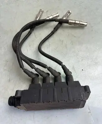 BMW 3 E46 High voltage ignition coil 46464
