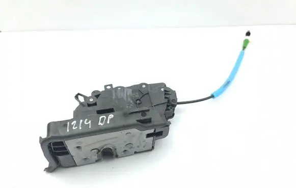 BMW i3 Front door lock 7281936