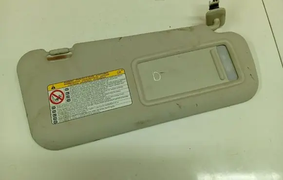 Mazda 3 II Sun visor