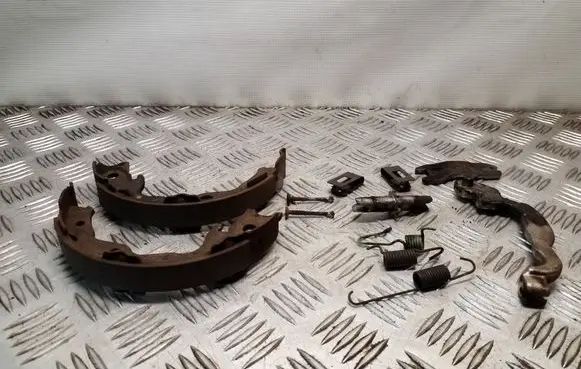 Nissan Juke I F15 Other handbrake/parking brake parts 