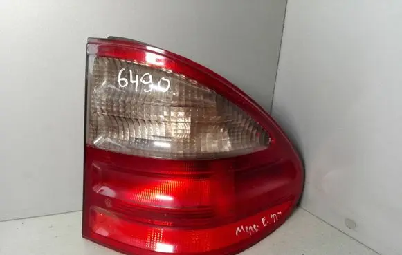 Mercedes-Benz E W210 Rear/tail lights A2108205464