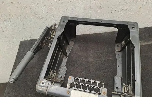 Volkswagen Transporter - Caravelle T5 Driver seat console base 7H1881677R