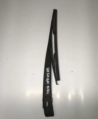 Nissan Qashqai Rear wiper blade arm