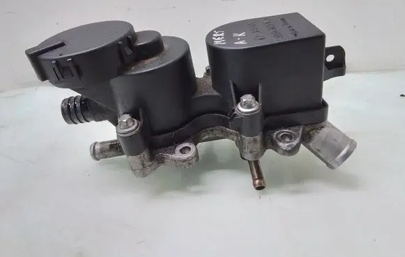 Mercedes-Benz B W245 Oil breather separator A6400101062