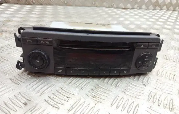 Smart ForFour I Radio/CD/DVD/GPS head unit A4548200379