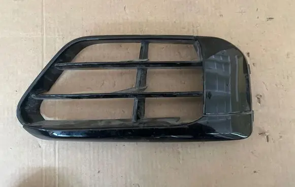 BMW X1 F48 F49 Front bumper lower grill 7383356