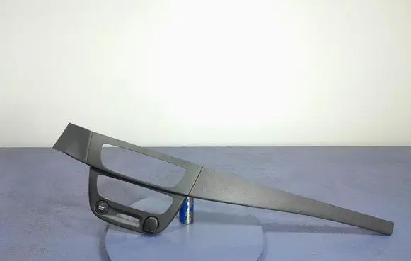 Renault Megane III Other sill/pillar trim element 682600003R