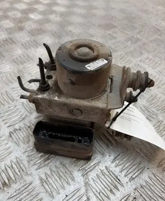 Skoda Octavia Mk2 (1Z) ABS Pump 1K0907379P 00009496E5 10097003153