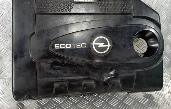 Opel Insignia A Engine cover (trim) 55563684