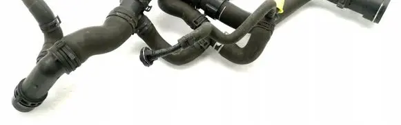 Engine coolant pipe/hose