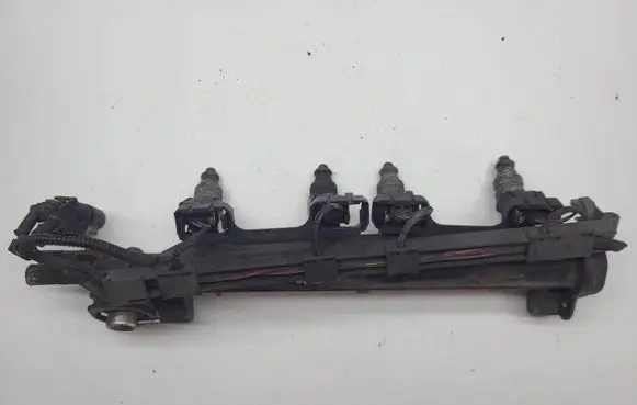 Audi A3 S3 8L Fuel main line pipe 06A133317A