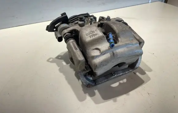Mercedes-Benz GLE W167 Rear brake caliper A1675463001