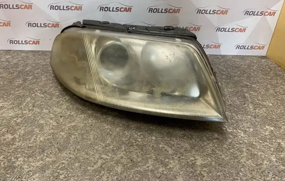 Volkswagen PASSAT B5.5 Headlight/headlamp 3B0941016AP