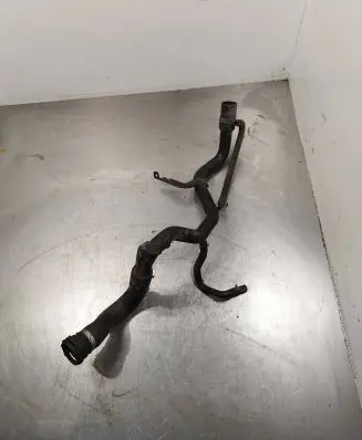 Audi A6 S6 C6 4F Engine coolant pipe/hose 4F0121101B