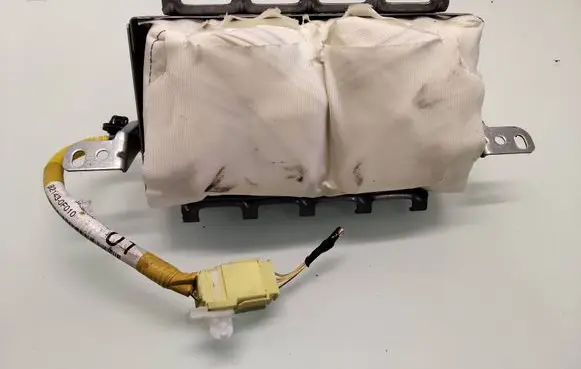 Toyota Corolla Verso E121 Passenger airbag 821430F010 100194107P1D