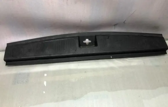 Opel Astra K Trunk/boot sill cover protection 13432054