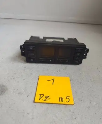 Audi A3 S3 8L Climate control unit 8L0820043B