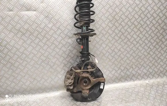 Toyota Yaris Front wheel hub spindle knuckle 