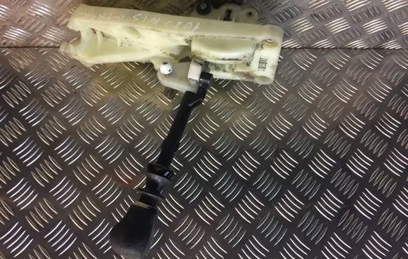Nissan X-Trail T30 Gear selector 