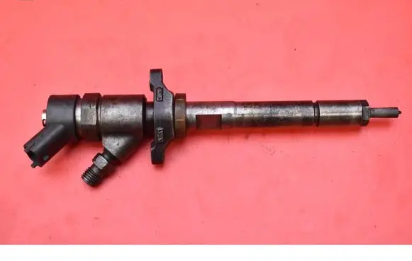Ford Focus C-MAX Fuel injector 0445110188