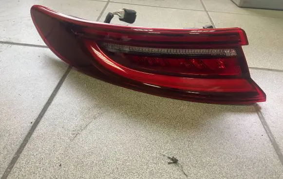 KIA Pro Cee'd III Rear/tail lights 92401J7200