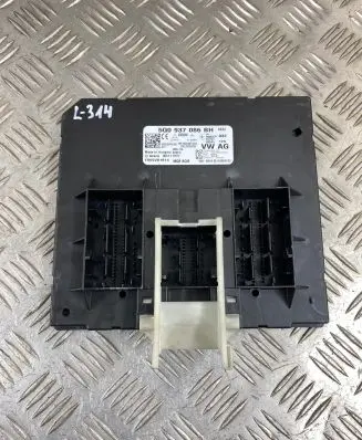 Volkswagen PASSAT B8 Comfort/convenience module 5Q0937086BH